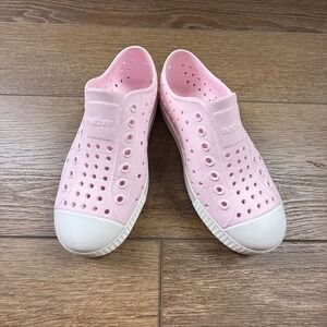 Native Jefferson Girls Slip-On Light Pink Shoes Size 1, Outdoors, Water Shoe
